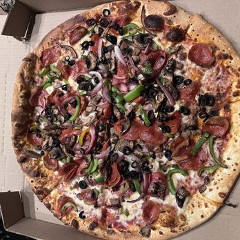 Angelo's Taverna - Kitchen Sink Combo Pizza - Italian Near Me - Littleton, Colorado