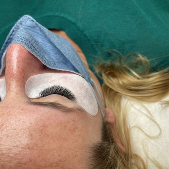 LaLa Lashes - Full set Russian volume - Eyelash Service Near Me - Richmonhill, Ontario
