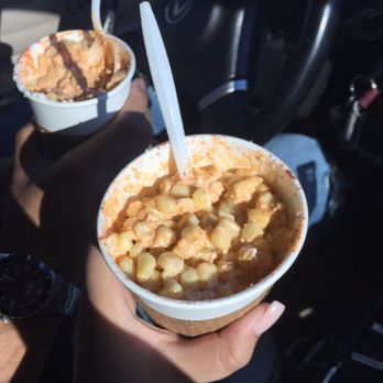 Best Roasted Corn Stand - $5 cup of spicy Mexican elotes - Food Trucks Near Me - Burien, Washington