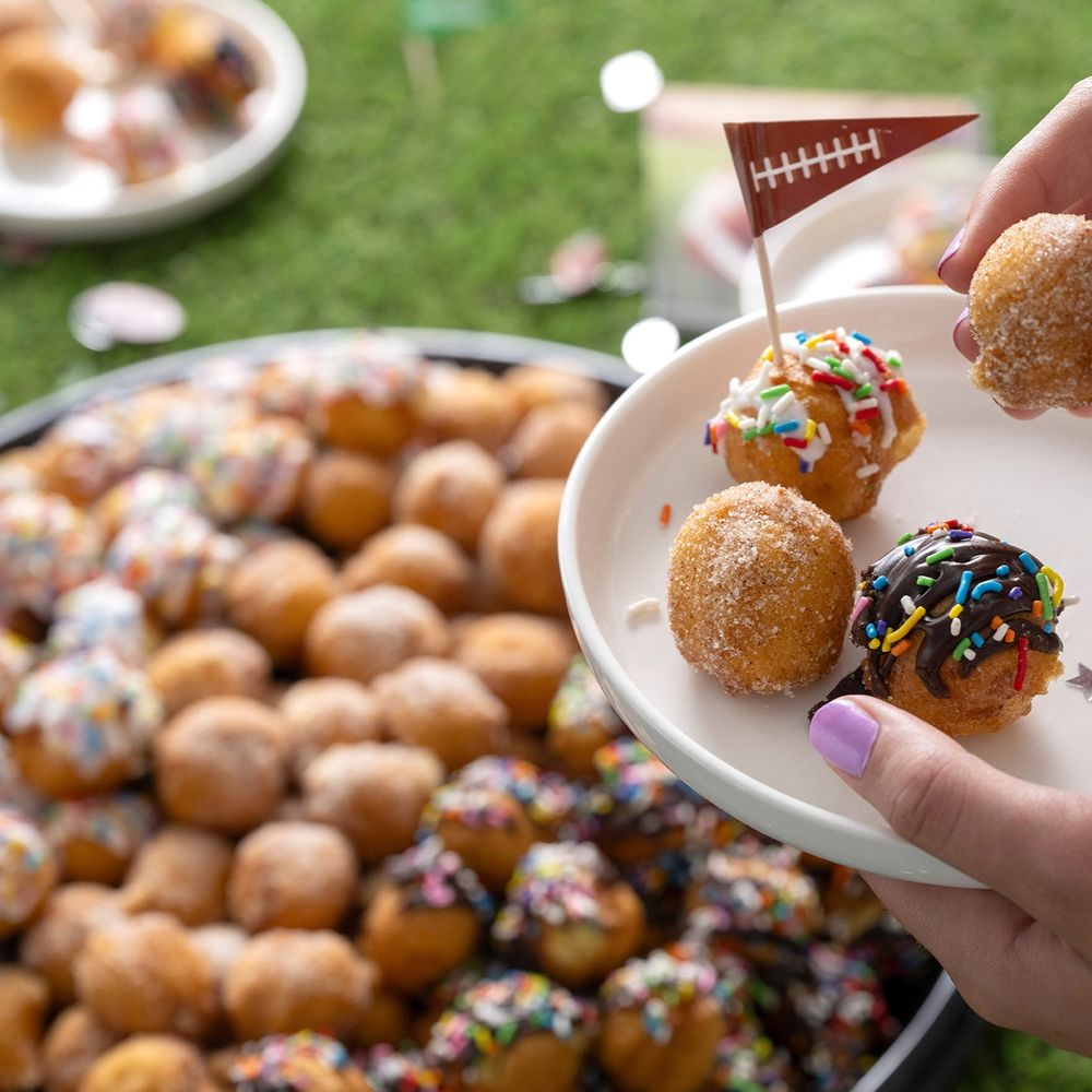 Duck Donuts Logo