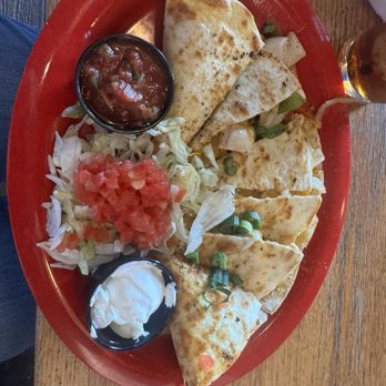 Drake's - Drake's Quesadilla - New American Near Me - Bristol, Tennessee