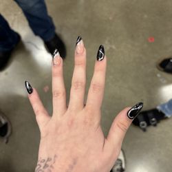 I love these nails the person who did them did a good job