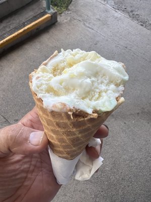 Dave's Ice Cream at Pearl City by null