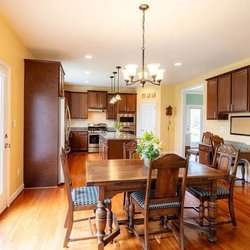 Holiday Inn Express & Suites Lexington Park-California