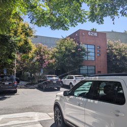 Pacific Eye Institute - Riverside Office - Lots of parking in back