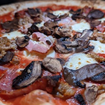 Brick Fire Tavern - Mamma Mia! Pizza - good - Pizza Near Me - Honolulu, Hawaii Brick Fire Tavern - Mamma Mia! Pizza - good - Pizza Near Me - Honolulu, Hawaii