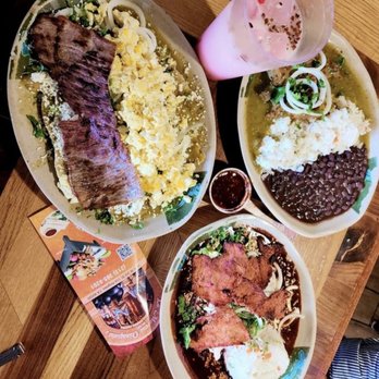 La Morena Oaxaqueña Restaurant - Mexican Near Me - Los Angeles, California