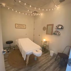 Long Hollow Chiropractic - Massage therapy is offered at Long Hollow Chiropractic.