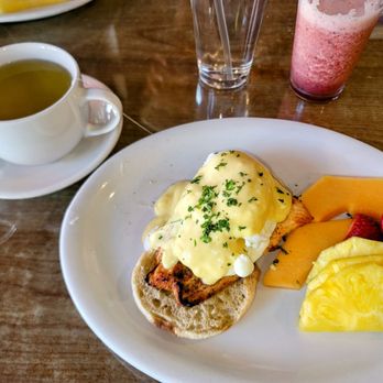 V Boulevard Cafe - Grilled salmon Benedict and a friend's smoothie (which she enjoyed). - Coffee & Tea Near Me - Glendale, California V Boulevard Cafe - Grilled salmon Benedict and a friend's smoothie (which she enjoyed). - Coffee & Tea Near Me - Glendale, California