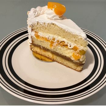 Dulce de Leche - House Cake - Bakeries Near Me - Englewood, New Jersey