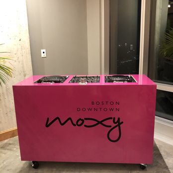 Moxy Boston Downtown - Hotels Near Me - Boston, Massachusetts