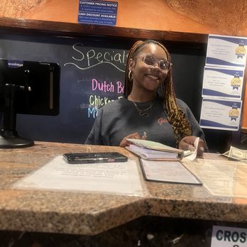 George's Restaurant - Oxford - Server - Pizza Near Me - Oxford, North Carolina