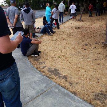 Santa Rosa DMV Office - The line at 7:10 am. Glad the tall 3 to 4 foot weeds have been mowed down after I turned in the DMV to Santa Rosa Fire Dept's weed abatement - Departments of Motor Vehicles Near Me - Santa Rosa, California Santa Rosa DMV Office - The line at 7:10 am. Glad the tall 3 to 4 foot weeds have been mowed down after I turned in the DMV to Santa Rosa Fire Dept's weed abatement - Departments of Motor Vehicles Near Me - Santa Rosa, California