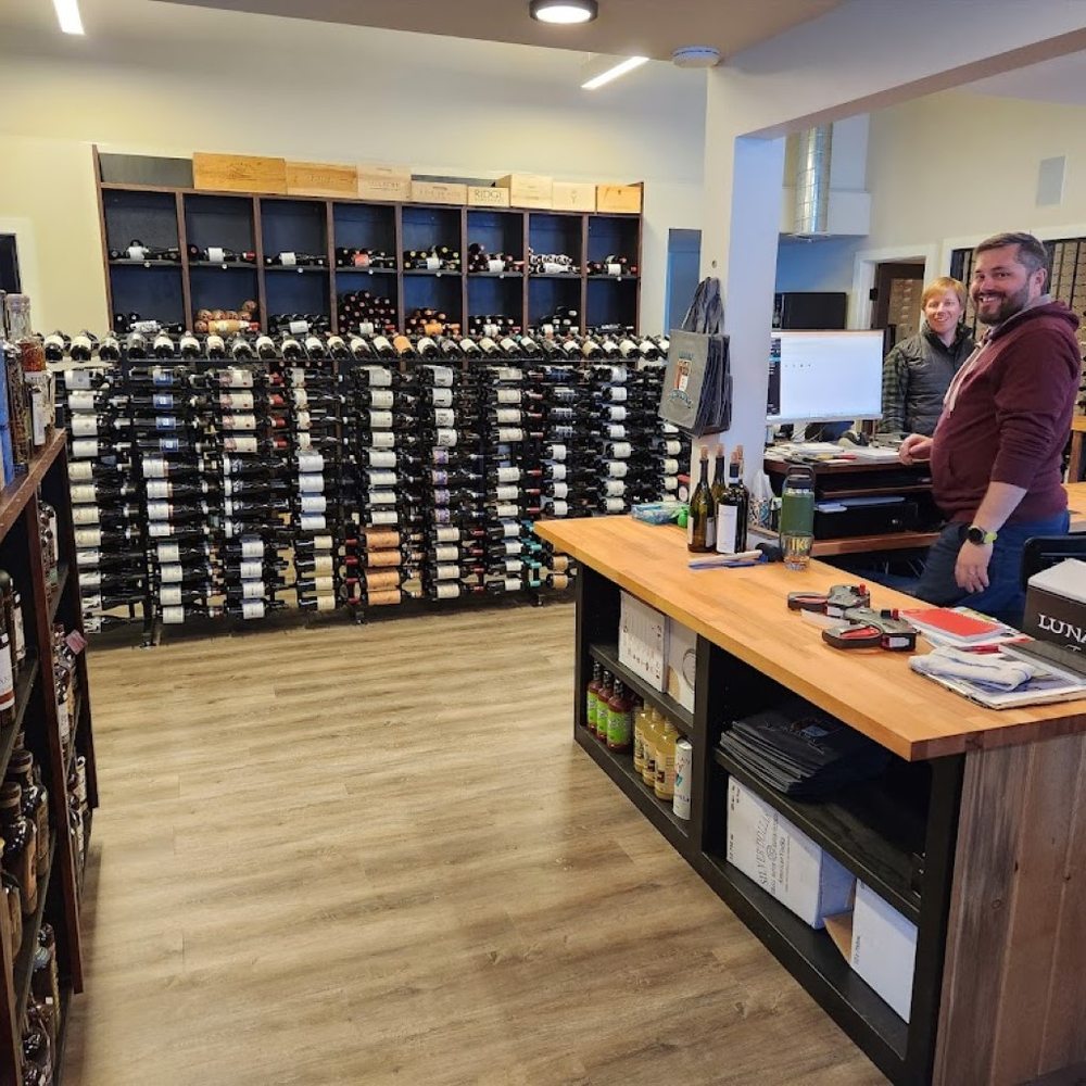 SKI TOWN WINE & SPIRITSDOWNTOWN 1107 Lincoln Ave, Steamboat Springs, Colorado Beer, Wine