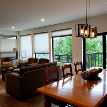 CKLM Electrical Contracting - Living and Dining lighting - Electricians Near Me - Kelowna, British Columbia CKLM Electrical Contracting - Living and Dining lighting - Electricians Near Me - Kelowna, British Columbia