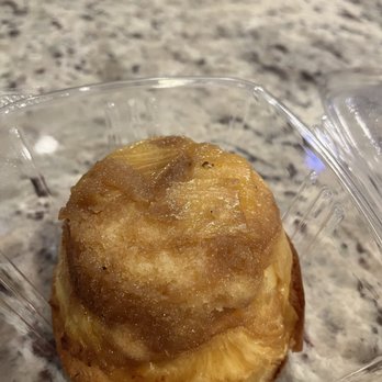 Manoa Poke Shop - Pineapple Cake - Poke Near Me - Somerville, Massachusetts