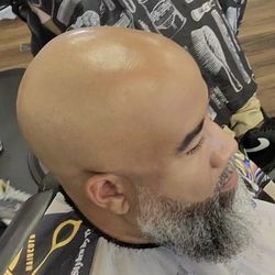 Vibes Barber Lounge - Fresh Baldie by Tyson Da Barber