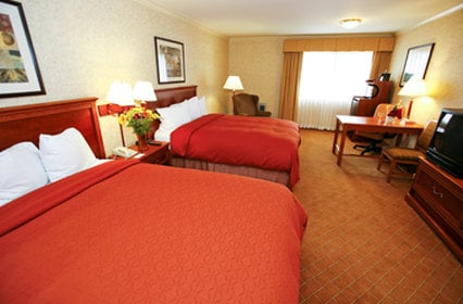 Carriage House Inn by null