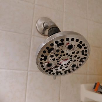 Parrott Handyman Services - Beautifully installed showerhead - Plumbing Near Me - Merritt Island, Florida Parrott Handyman Services - Beautifully installed showerhead - Plumbing Near Me - Merritt Island, Florida