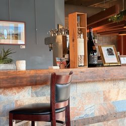 Lake Ave Restaurant & Bar