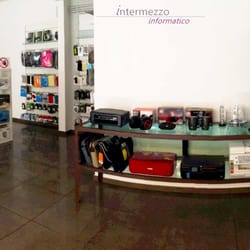 Tech-ne - Interno Intermezzo Informatico