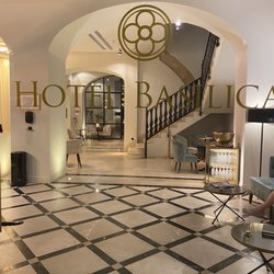 Hotel Basilica - View from outside
