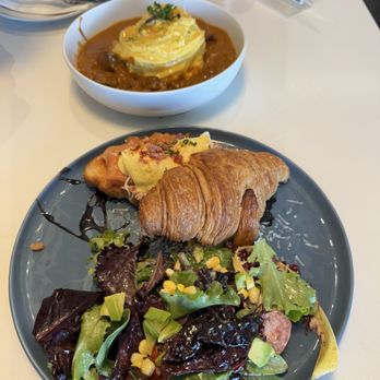 Cafe Bon Bon - Coffee & Tea Near Me - Richmond Hill, Ontario Cafe Bon Bon - Coffee & Tea Near Me - Richmond Hill, Ontario