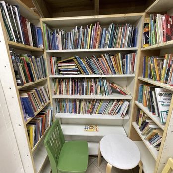 Galveston Bookshop - cute kids corner! - Bookstores Near Me - Galveston, Texas