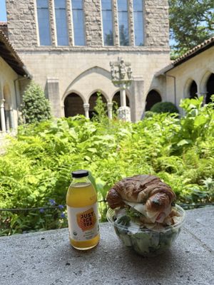 The Trie Café by null