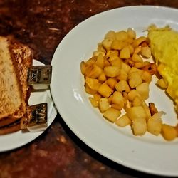 Three Sisters Cafe - Three Sisters Cafe Cheese Omlette