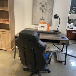 Ashley Store