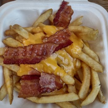 Wendy's - My baconator fries - Fast Food Near Me - Honolulu, Hawaii Wendy's - My baconator fries - Fast Food Near Me - Honolulu, Hawaii