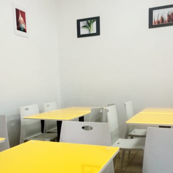 Caribbean Cafe - Caribbean Cafe seating area - Caribbean Near Me - Croydon, XGL Caribbean Cafe - Caribbean Cafe seating area - Caribbean Near Me - Croydon, XGL