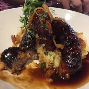 The Champion- Notting Hill - Sausage and Mash, good and filling. - Pubs Near Me - London, XGL The Champion- Notting Hill - Sausage and Mash, good and filling. - Pubs Near Me - London, XGL