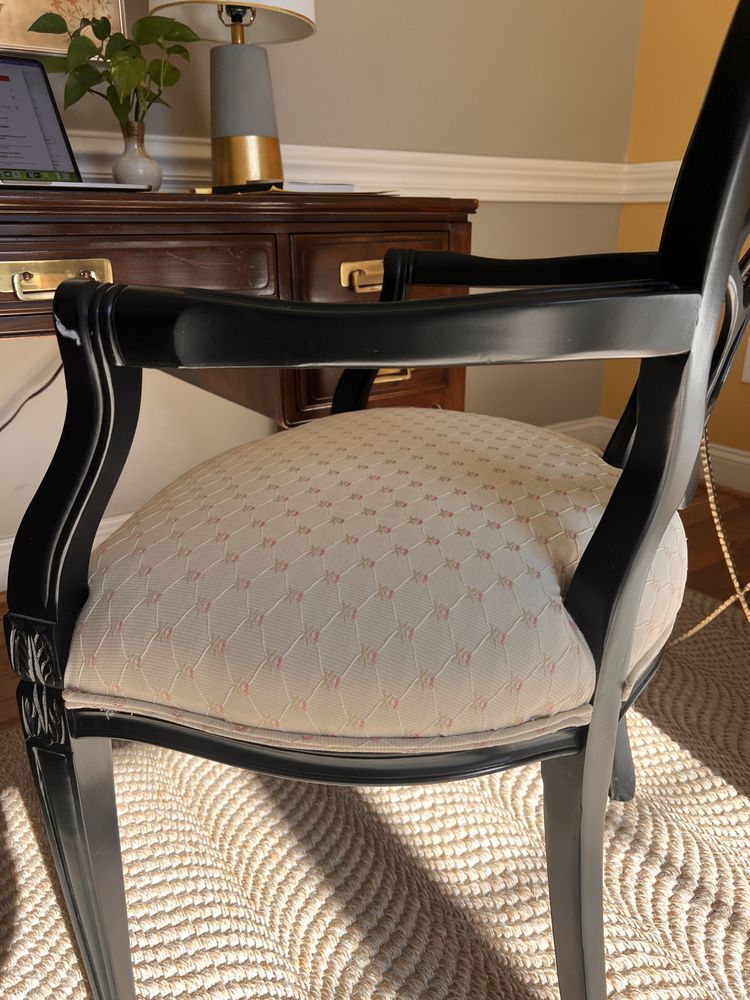 Sandy's Coverings - upholstery in Edgewater, MD