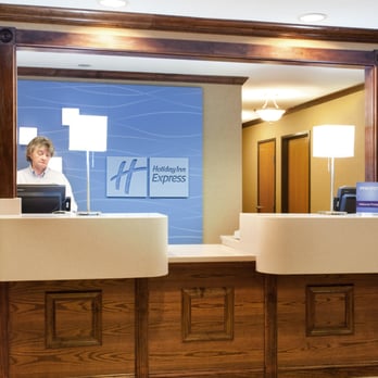 Holiday Inn Express - Hotels Near Me - Tuscola, Illinois Holiday Inn Express - Hotels Near Me - Tuscola, Illinois