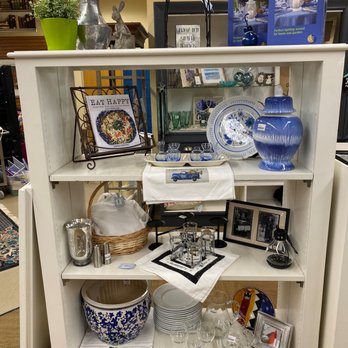 Resale Select - Thrift Stores Near Me - PLYMOUTH, Minnesota