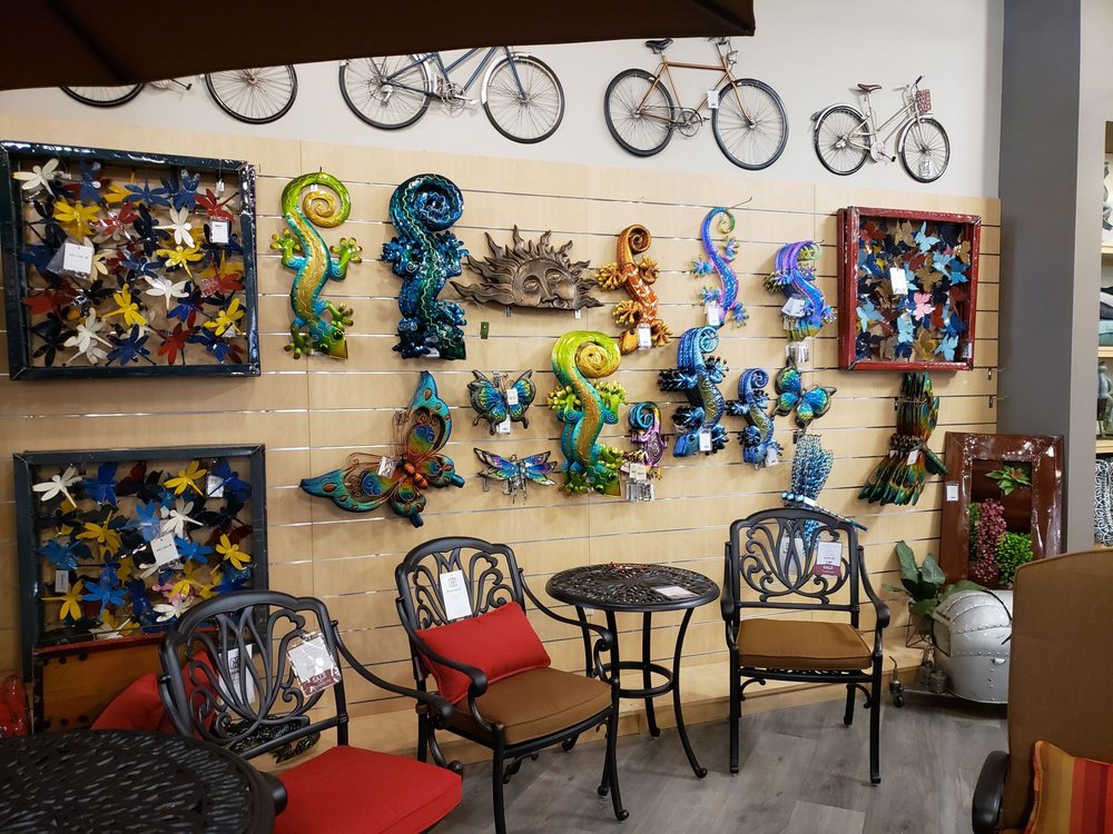 TODAY’S PATIO Updated October 2024 32 Photos & 17 Reviews 20028 N