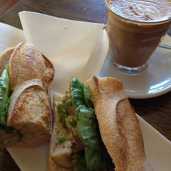 Eureka Coffee and Growers Espresso - Free range chicken baguette and fab coffee