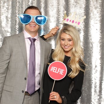 Modern West Photobooth - Photo Booth Rentals Near Me