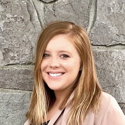 Brad Halleck DDS - Town Dental - Our front office is always smiling!