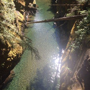 Silver Falls - Crystal clear water in the Ohanapecosh River, just downstream of Silver Falls - Hiking Near Me - Randle, Washington