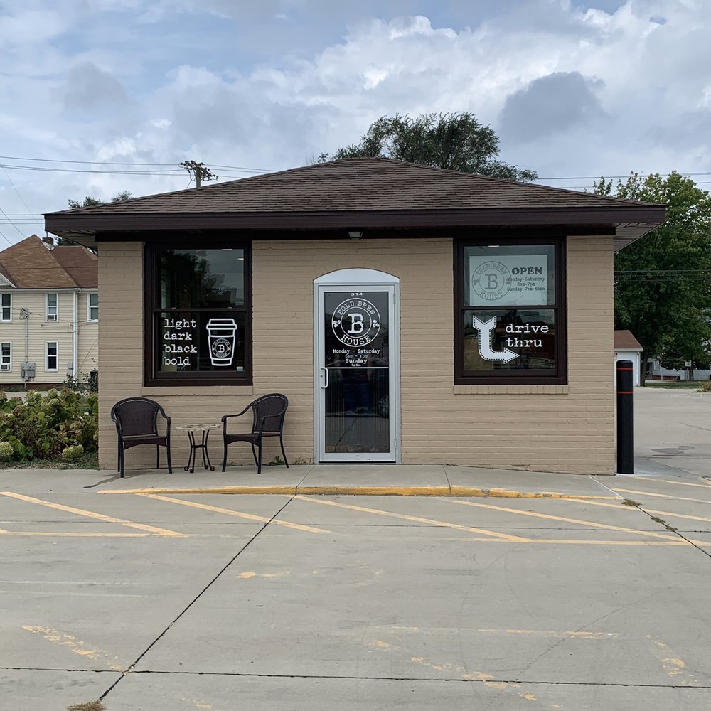 Bold Brew House - the outside of the building - Coffee & Tea Near Me - Macomb, Illinois