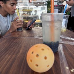Mango Refresher with Blueberry and great hospitality Mango Refresher with Blueberry and great hospitality