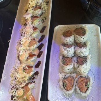Izakaya Tora - Spicy Tuna Maki Roll (8 pcs) Kiss of Fire Roll - Sushi Bars Near Me - West Hollywood, California Izakaya Tora - Spicy Tuna Maki Roll (8 pcs) Kiss of Fire Roll - Sushi Bars Near Me - West Hollywood, California