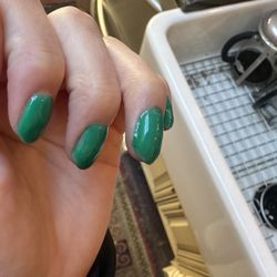 Sunrise Nails - Sloppy edges