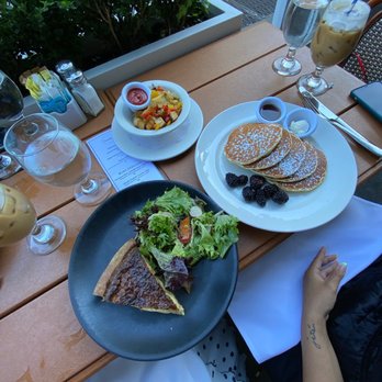 Sarabeth's - Breakfast & Brunch Near Me - New York, New York
