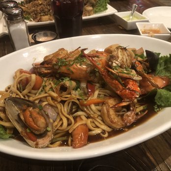 Punto Peruano - Peruvian Near Me - Plainfield, New Jersey