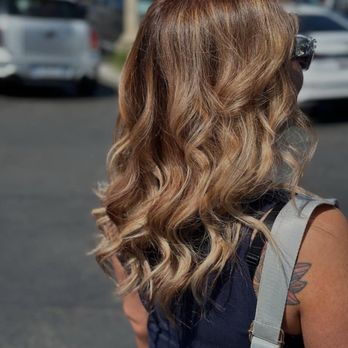 783 Mane Hair Lounge - Highlights by Mandi - Hair Salons Near Me - El Cajon, California