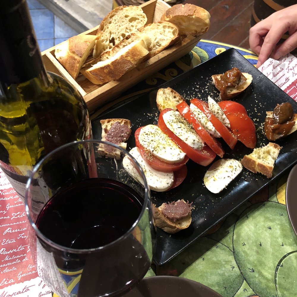 Everymans Encyclopaedia, image size:1000x1000